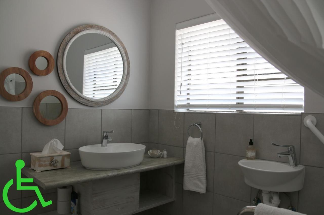 Albatross Guesthouse Langebaan Εξωτερικό φωτογραφία